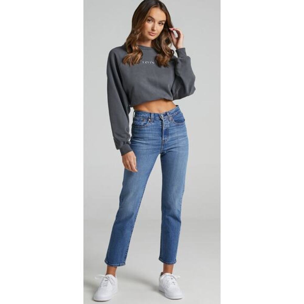 Levi's 26‎ blue wedgie straight jeans